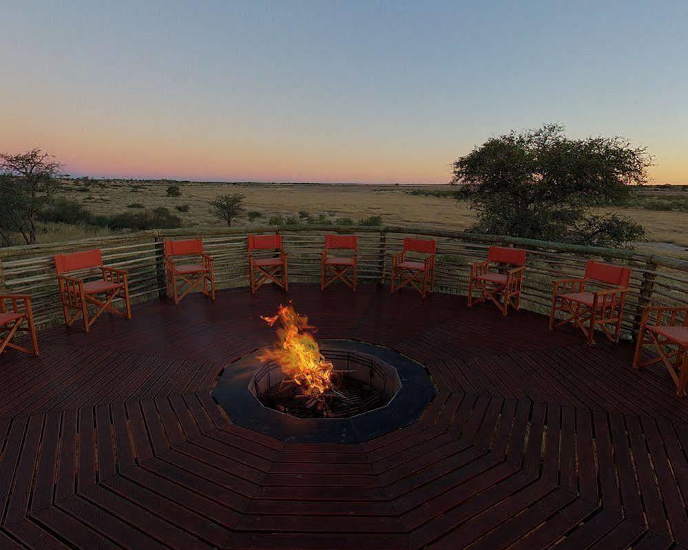 Suricate Tented Lodge Mariental Eksteriør billede