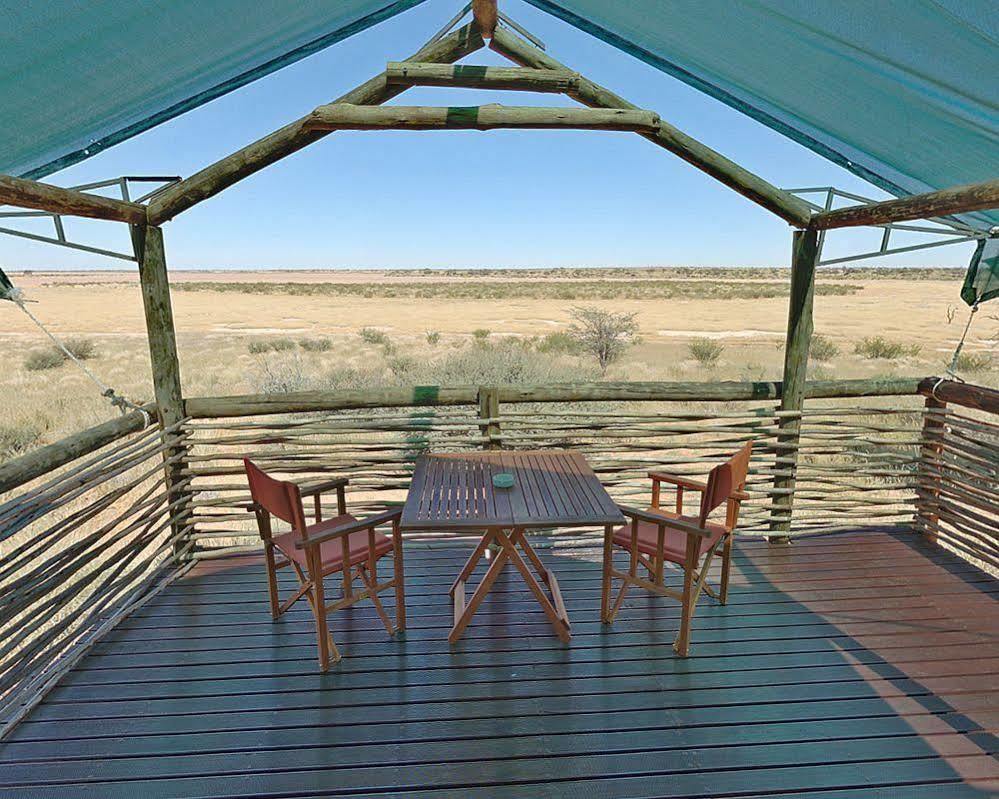 Suricate Tented Lodge Mariental Eksteriør billede